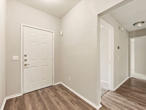 5th image of 4504 Fargo Dr