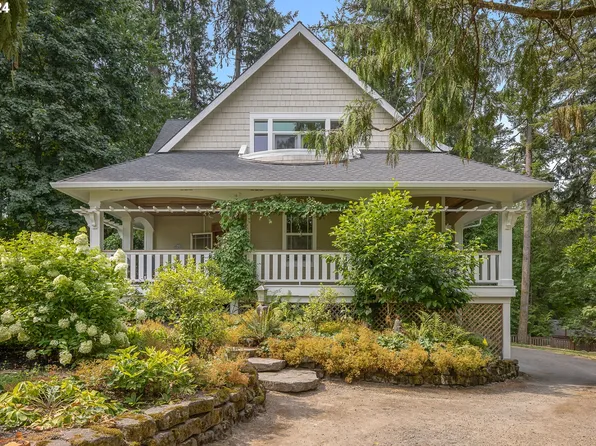 8437 SW 42nd Ave, Portland, OR 97219