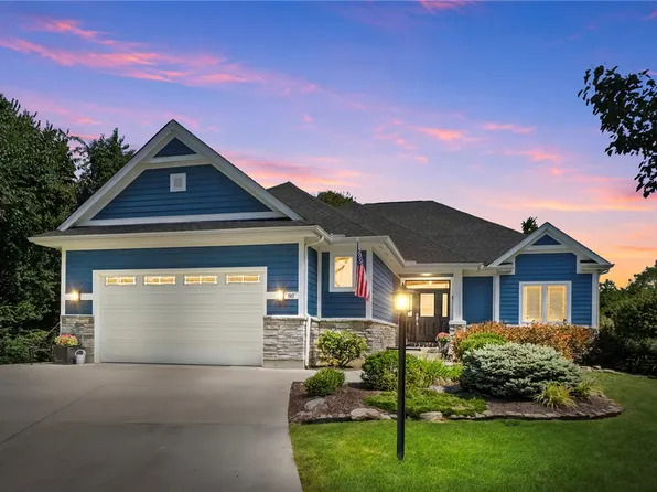 90 Marisha Ct, Springboro, OH 45066