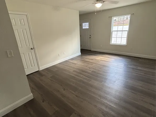 1726 View St, Athens, TN 37303