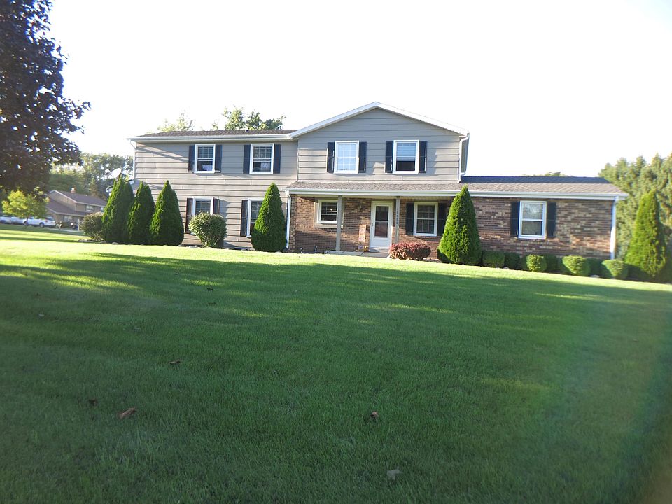 1st image of 16660 Dane Ct W