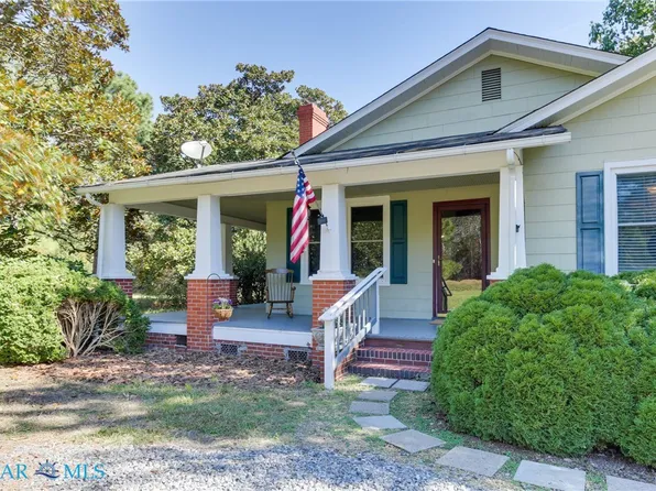 6571 New Point Comfort Hwy, Susan, VA 23163