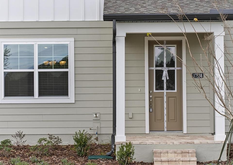 1st image of 17538 Northlake Grove Dr