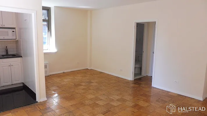 Rented by Halstead Real Estate | media 8