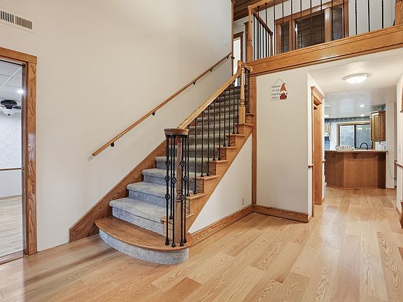 5th image of 4221 E Bailey Rd