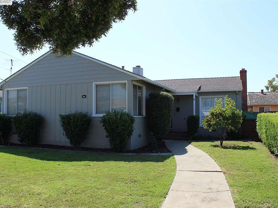 1st image of 835 Kenyon Ave