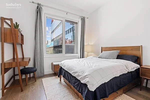Rented by Sotheby's International Realty | media 4