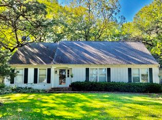 5N994 Corron Rd, St Charles, IL 60175