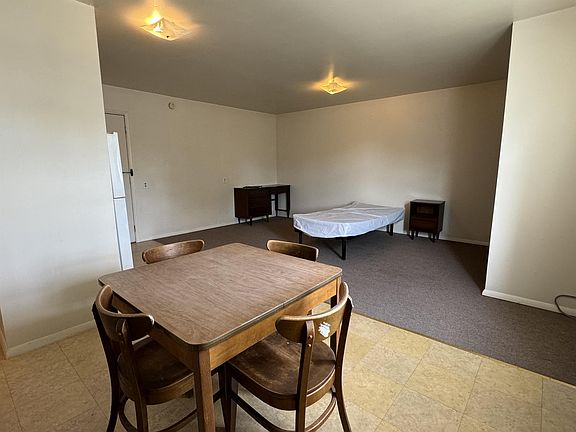 2nd image of 512 S Hays Ave #23