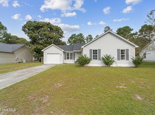 106 Orchard Dr, Richlands, NC 28574