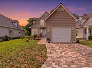 199 Leawood Cir, Naples, FL 34104