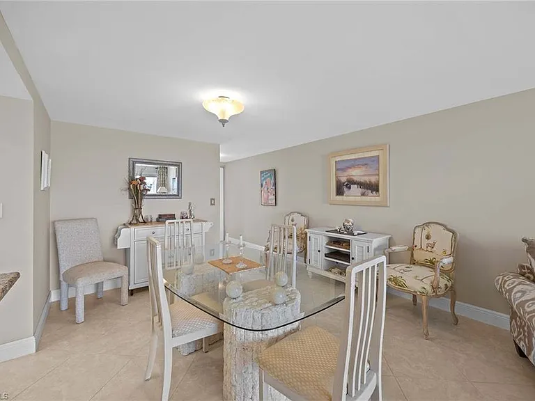 3443 Gulf Shore Blvd N #707 — Photo 14