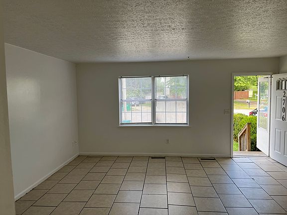 3rd image of 2706 Pioneer Ct