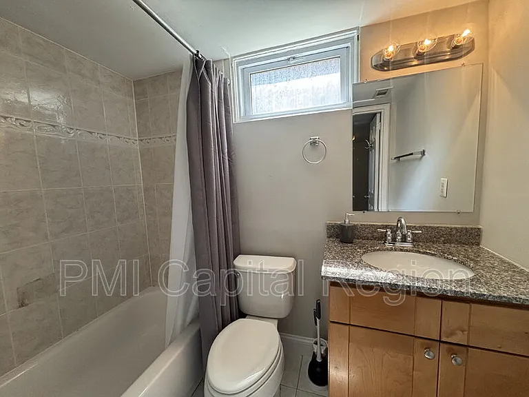 4706 Red Fox Rd — Photo 17