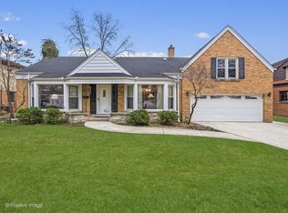 821 N Catherine Ave, La Grange Park, IL 60526