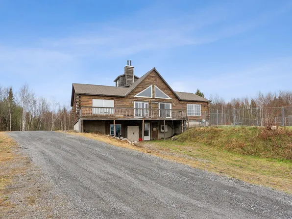 55 Misty Mountain Lane, Whitefield, ME 04353