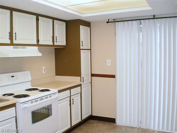 4th image of 11556 Harbour Light Dr #15