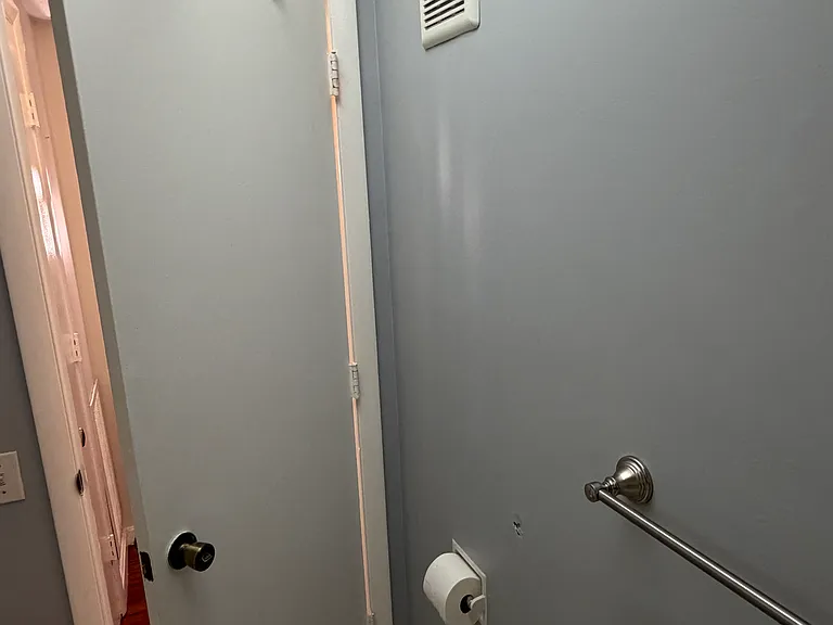 66 Shrewsbury Green Dr #J — Photo 11