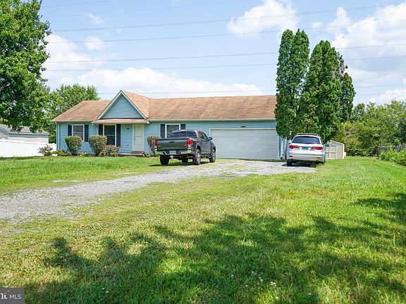 2nd image of 11249 Edgewood Dr