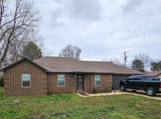 300 Stevens St, Brookland, AR 72417
