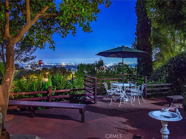 3935 Oakfield Dr, Sherman Oaks, CA 91423