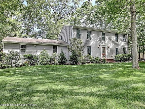 2nd image of 708 Woodchuck Ln
