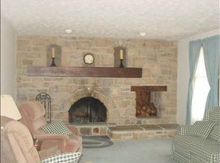 1214 Edgewood Dr, Hummelstown, PA 17036