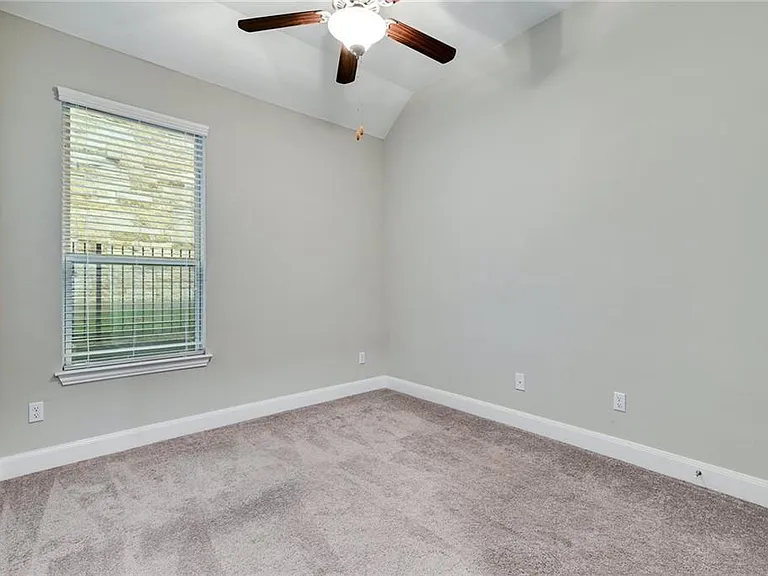 204 Maxwell Way — Photo 15