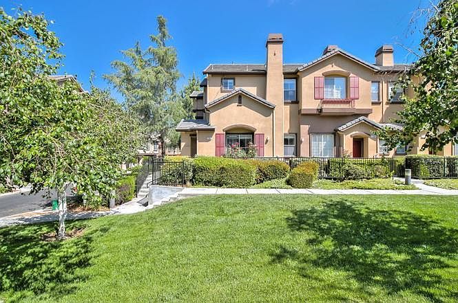 1st image of 4261 Delacroix Ct