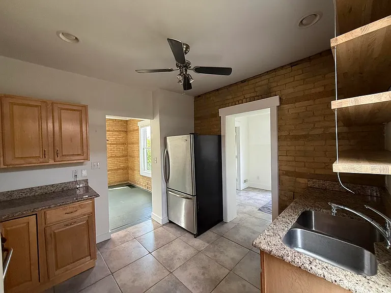 614 Magnolia St — Photo 25
