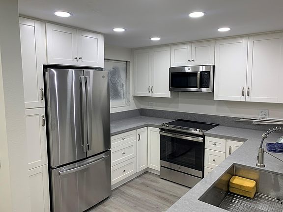 3rd image of 8733 Lake Murray Blvd Unit 7
