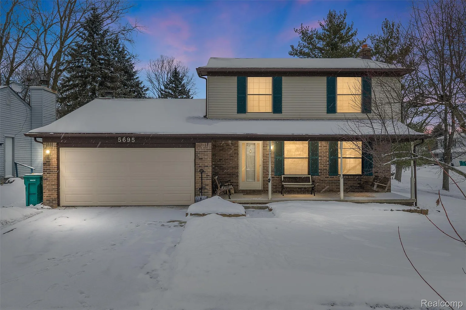 5695 Caren Dr photo 1