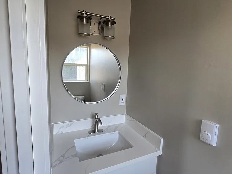 Actual 1/2 bath