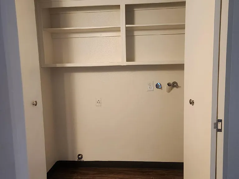 Washer and Dryer Hook Ups