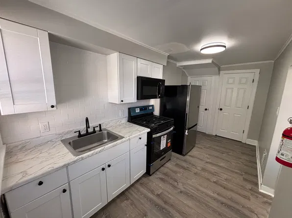1023 Monitor Rd, Camden, NJ 08104