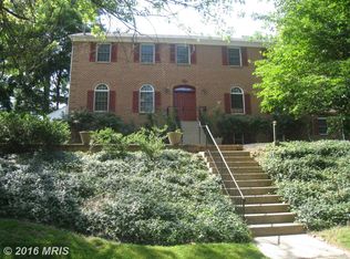 7617 Dwight Dr, Bethesda, MD 20817