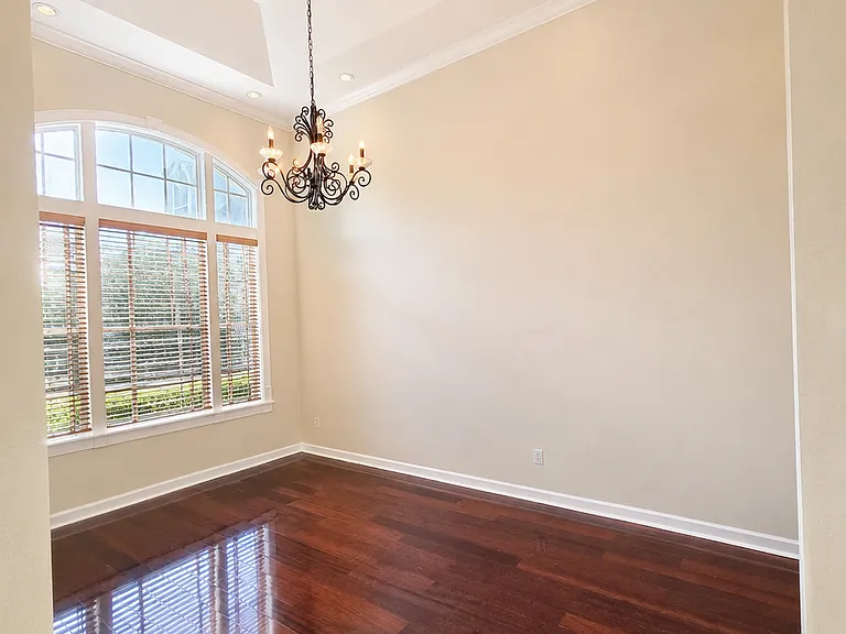 Elegant Formal Dining Room