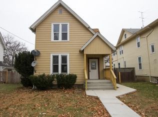 444 Weston Ave, Aurora, IL 60505