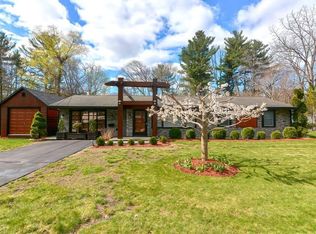 7 Scott Dr, Framingham, MA 01701