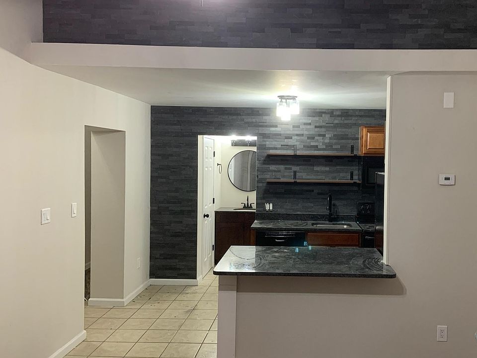 1st image of 2123 S 12th St #A