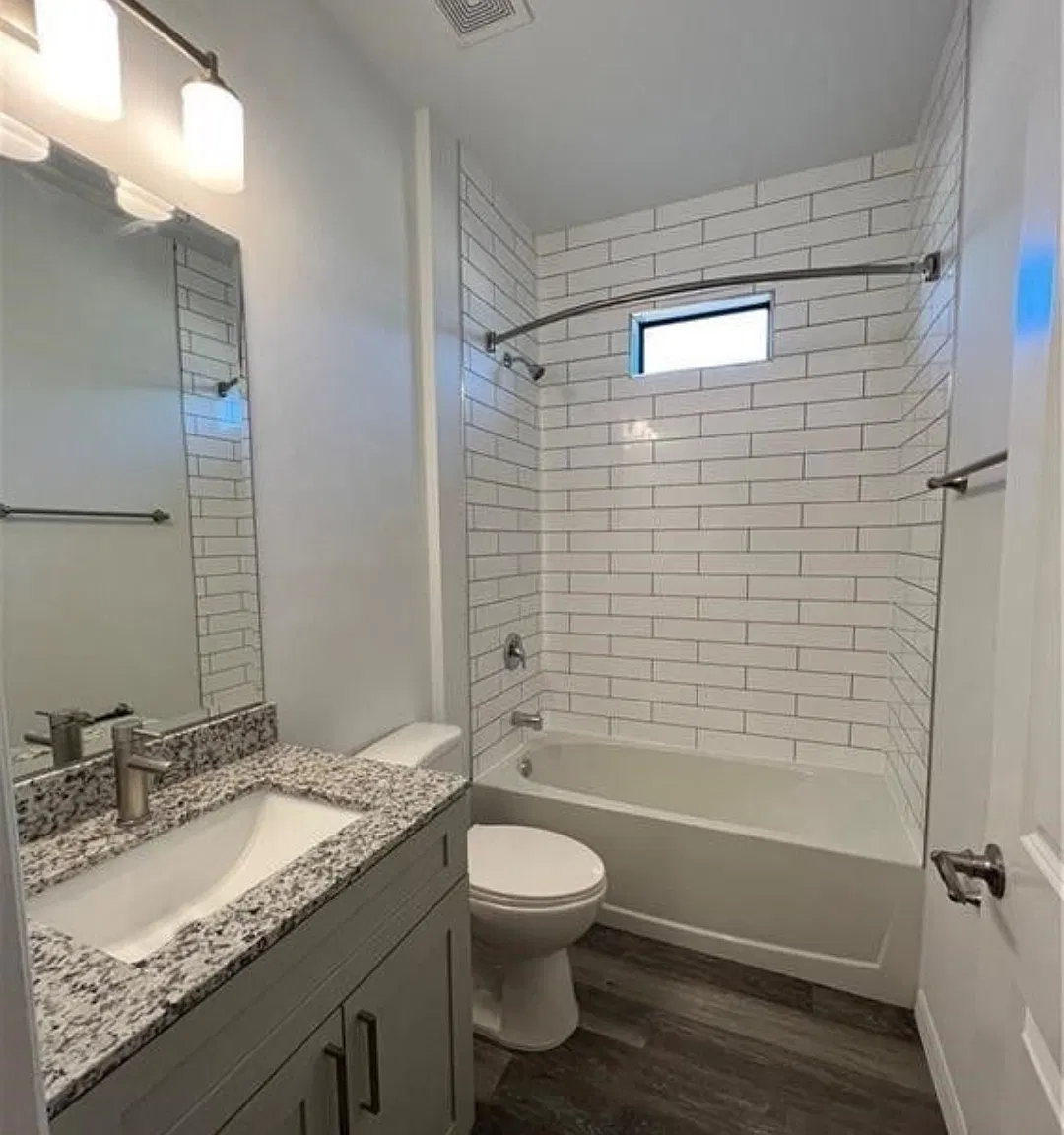 3 bed, 1345 sqft, $1,590 — Photo 2