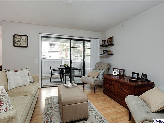 4th image of 210 Star Pine Ct #10