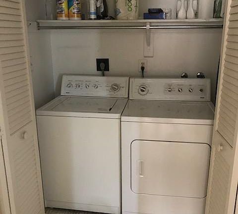 2nd image of 15400 Beachview Dr