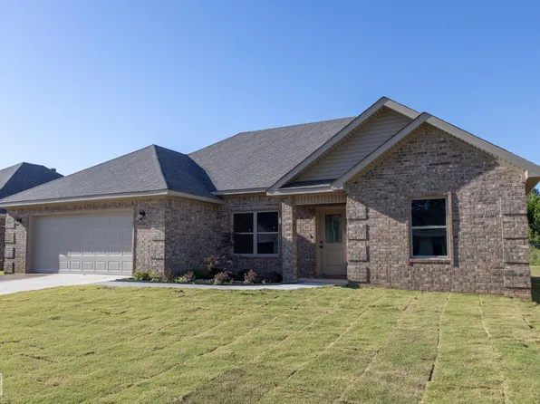 404 Gia St, Bono, AR 72416