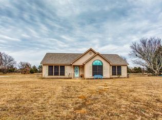 88 R L Franks Rd, Denison, TX 75021