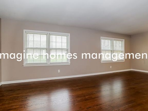 2nd image of 8610 W 92nd St