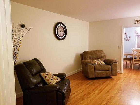 4th image of 100 Lakemont Ct