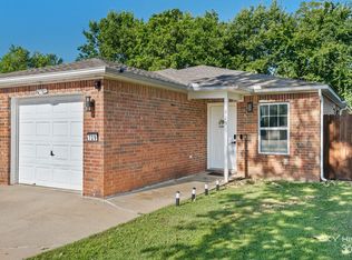 729 S Erika Ave, Fayetteville, AR 72701