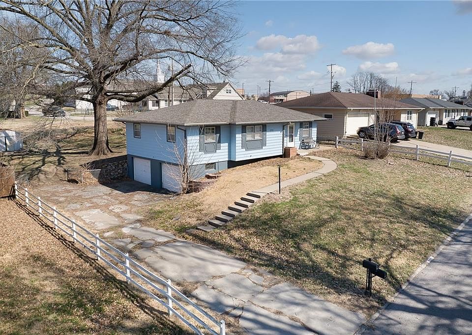 1st image of 3321 Linda Ln