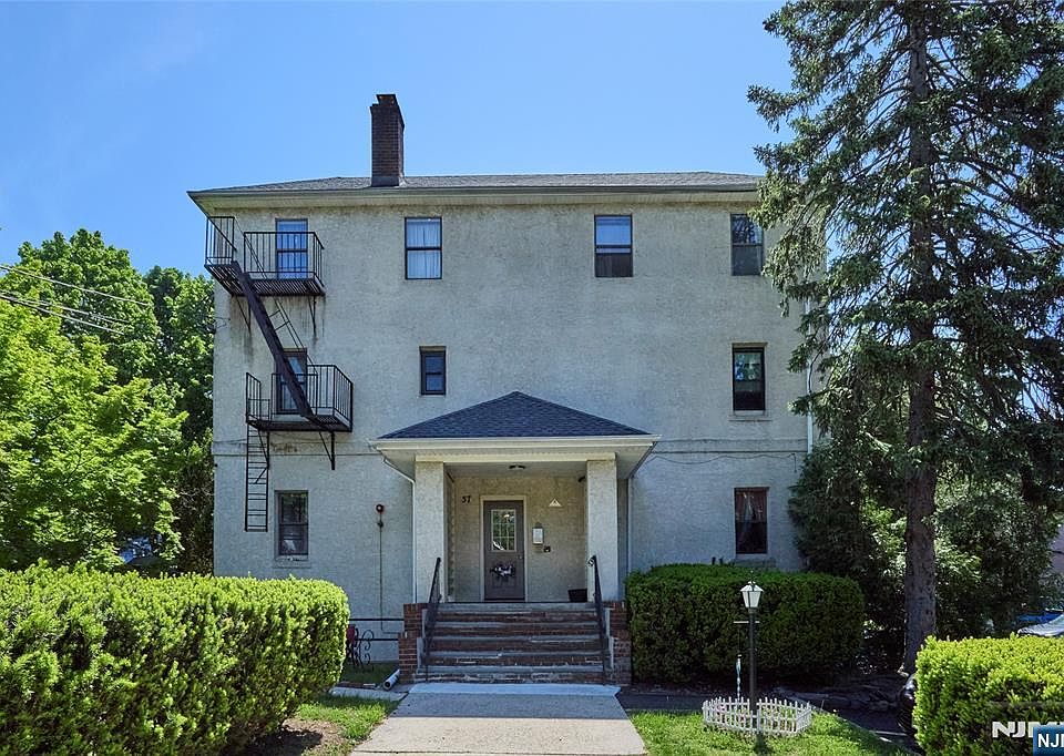 1st image of 57 Brookway Ave APT 2D